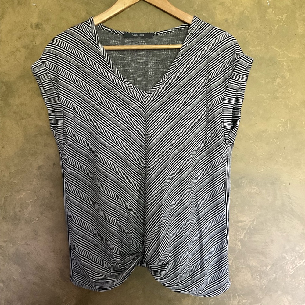 Coin 1804 Stripe Ribbed V-Neck Twist Front Top Coastal Grandmother Nautical L
